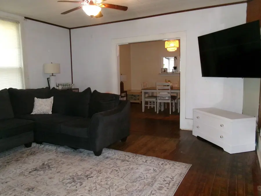 301 Gowdy Street, Enfield, IL 62835 - #3