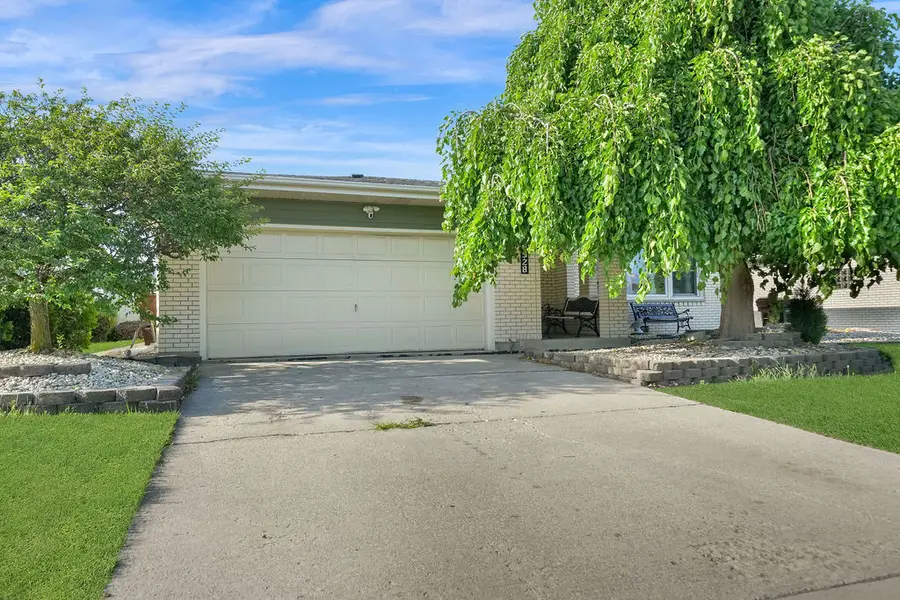 6528 157th Street, Oak Forest, IL 60452 - #3