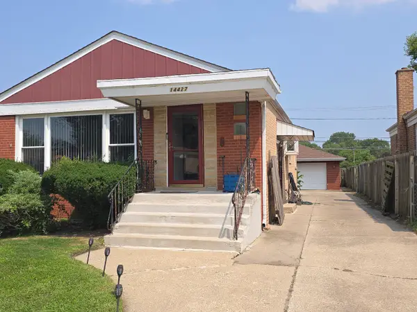 Address Withheld By Seller, Burnham, IL 60633