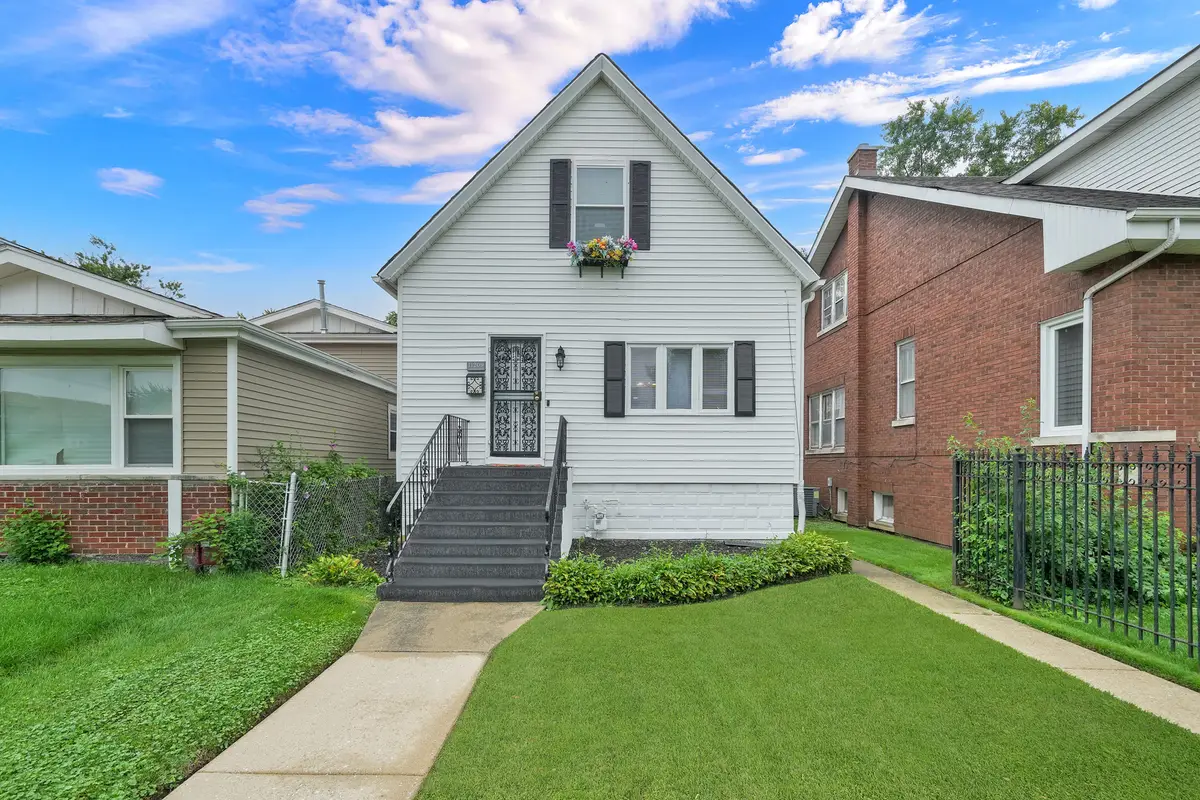 11209 S Hermosa Avenue, Chicago, IL 60643 - #1