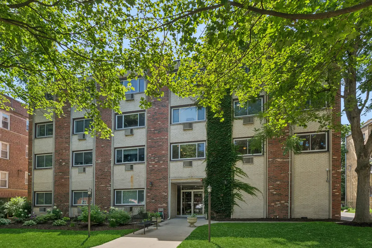 1234 Elmwood Avenue #2F, Evanston, IL 60202 - #1