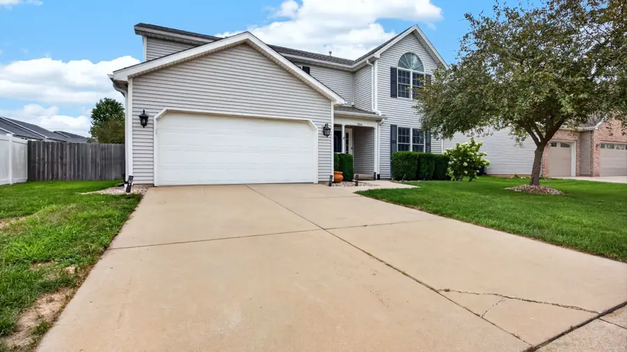 2314 Heather Ridge Drive, Normal, IL 61761 - #2