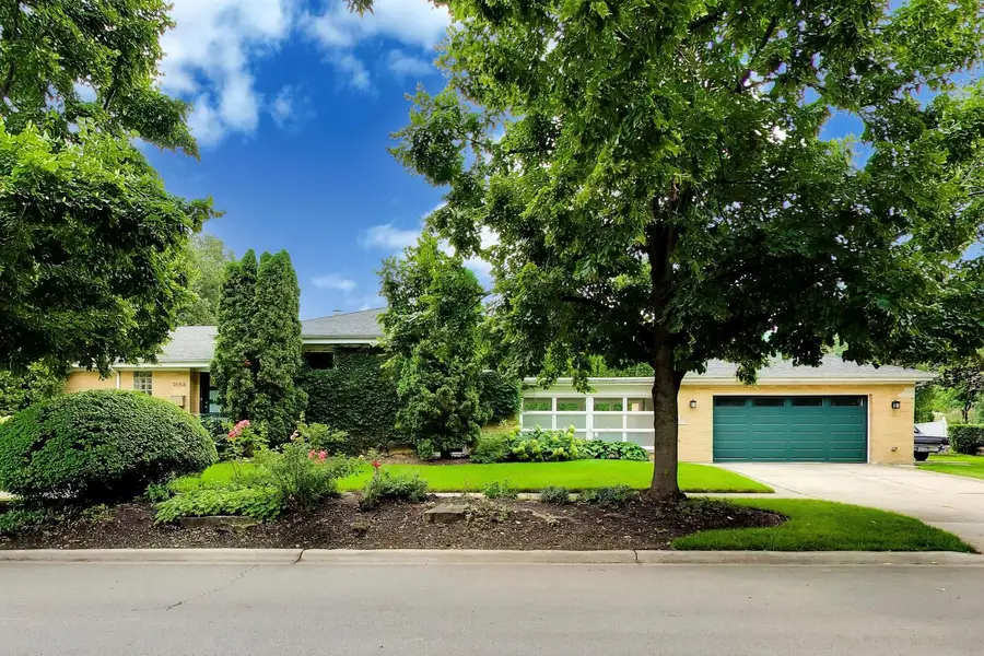 9058 Ewing Avenue, Evanston, IL 60203 - #2