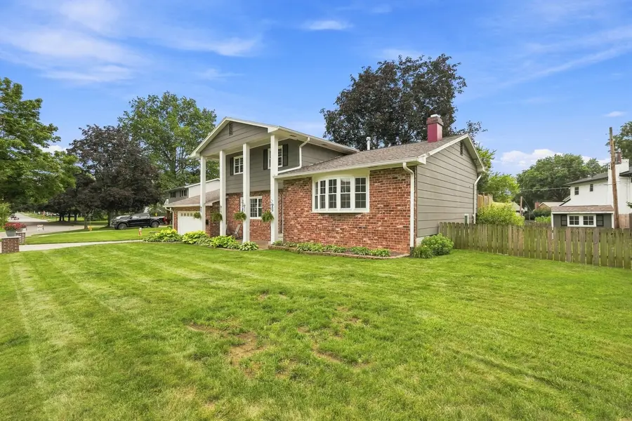 2305 E 32nd Street, Davenport, IA 52807 - #2