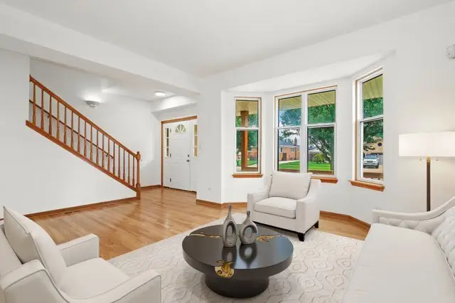 8542 Latrobe Avenue, Burbank, IL 60459 - #3