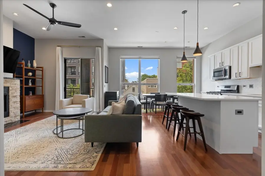 1717 N Western Avenue #2, Chicago, IL 60647 - #2