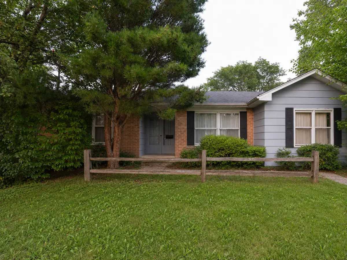 1545 N Kaspar Avenue, Arlington Heights, IL 60004 - #1