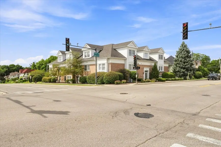 111 S 5th Avenue #E, Saint Charles, IL 60174 - #2