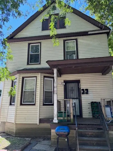 621 Helmholz Avenue, Waukegan, IL 60085
