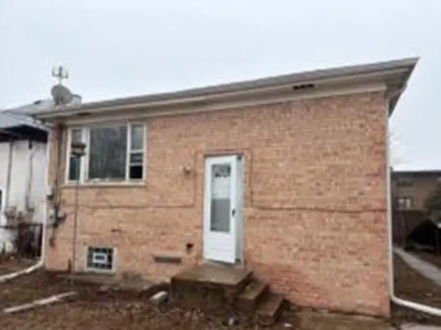 579 Ingraham Avenue, Calumet City, IL 60409 - #3