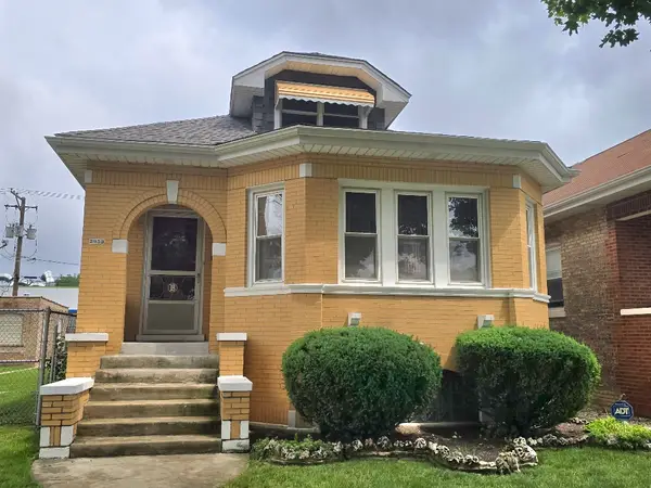 2953 N Parkside Avenue, Chicago, IL 60634