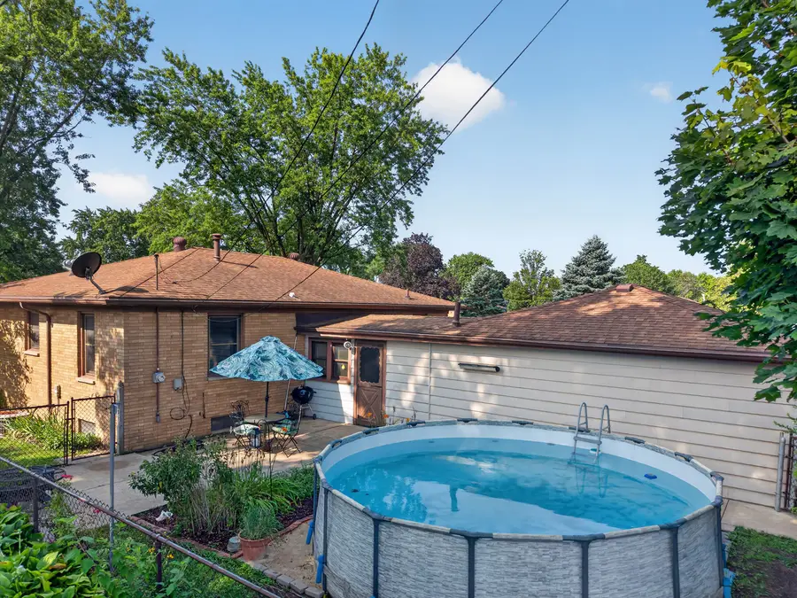 1522 Manhatten Drive, Streator, IL 61364 - #2