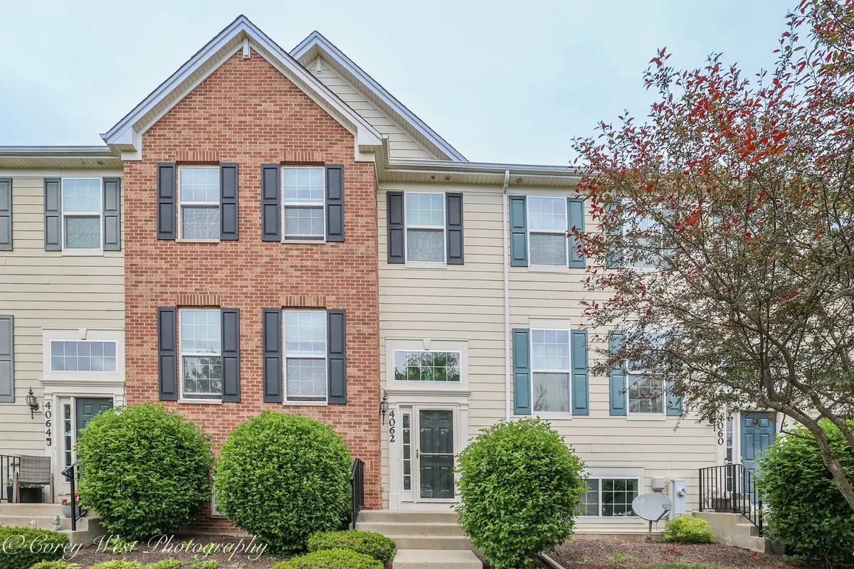 4062 Pompton Avenue, Elgin, IL 60124 - #1