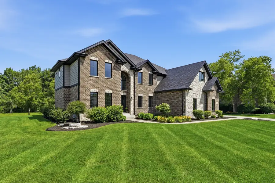 7812 Northwoods Drive, Frankfort, IL 60423 - #2