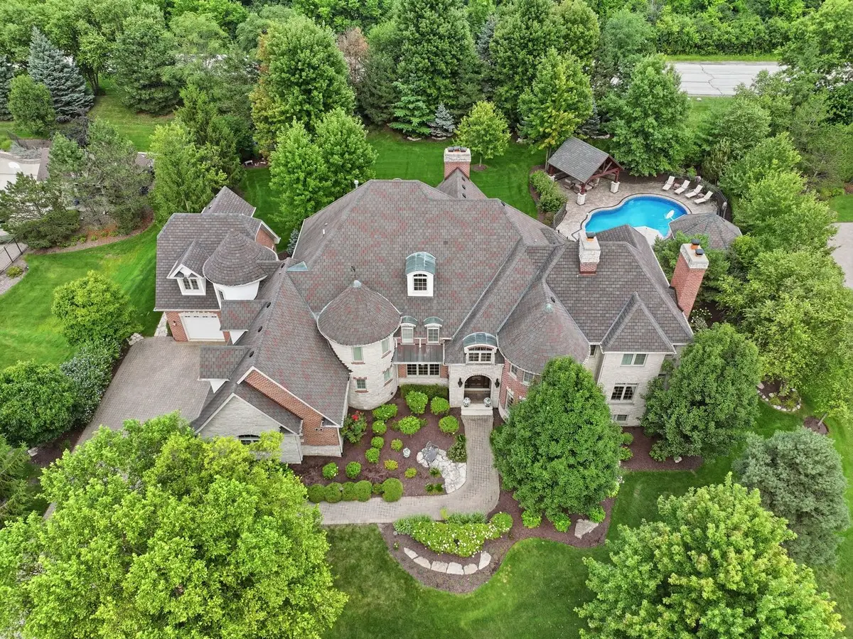 105 Forest Edge Drive, Palos Park, IL 60464 - #1
