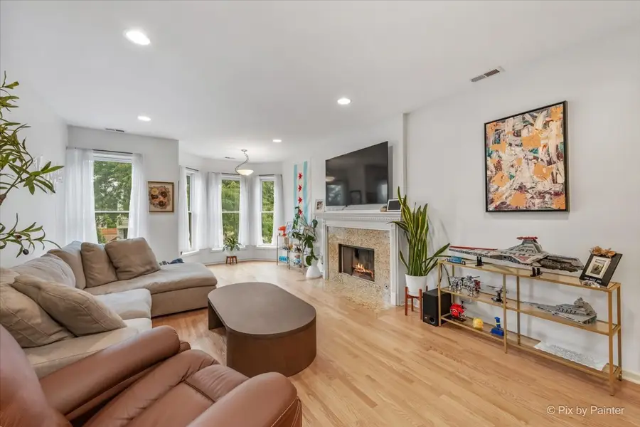 4512 S Greenwood Avenue #3, Chicago, IL 60653 - #2