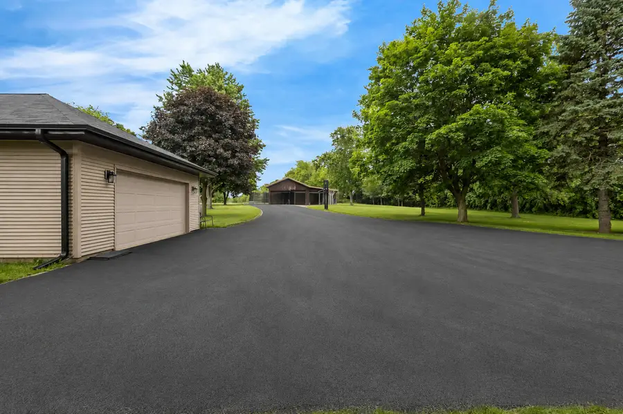 11N025 Burlington Road, Hampshire, IL 60140 - #2