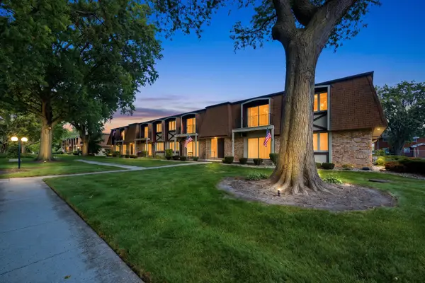 12750 Carriage Lane #A1, Crestwood, IL 60418