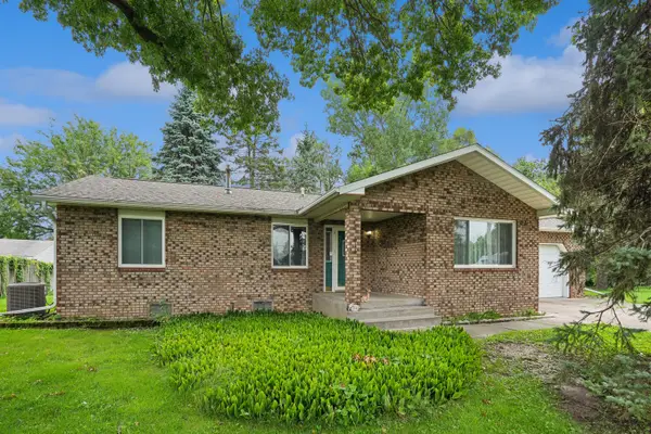 315 S Juniata Street, Blue Grass, IA 52726