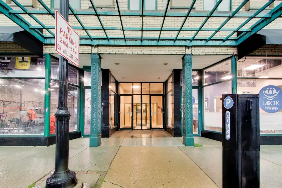 7509 W Madison Street #2D, Forest Park, IL 60130 - #3