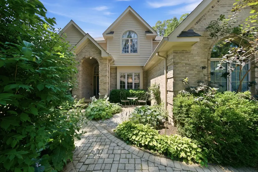 2523 Forest Court, Lindenhurst, IL 60046 - #3