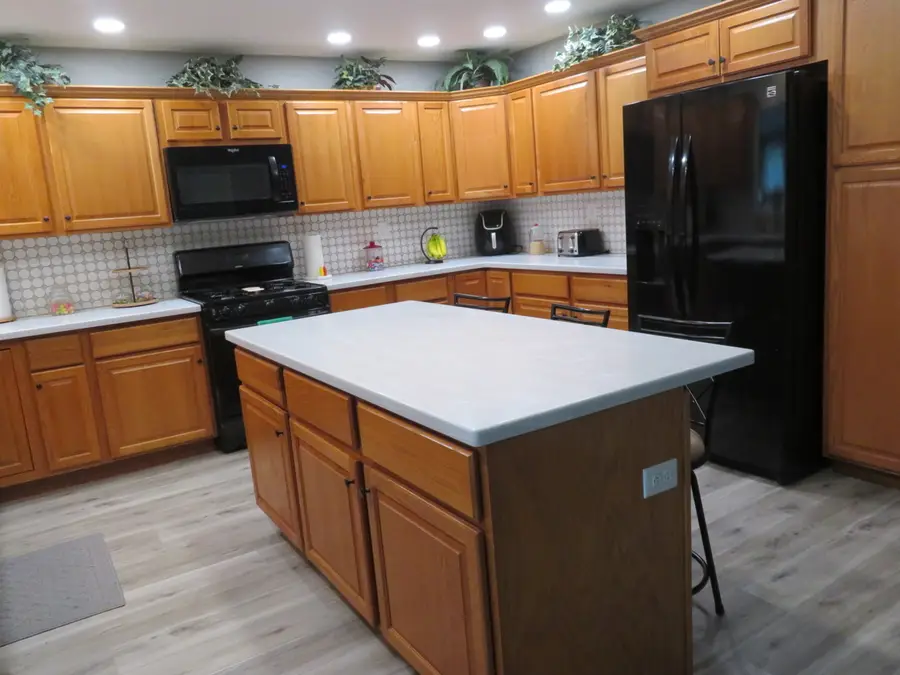 1661 Kimberly Avenue, Elgin, IL 60123 - #2