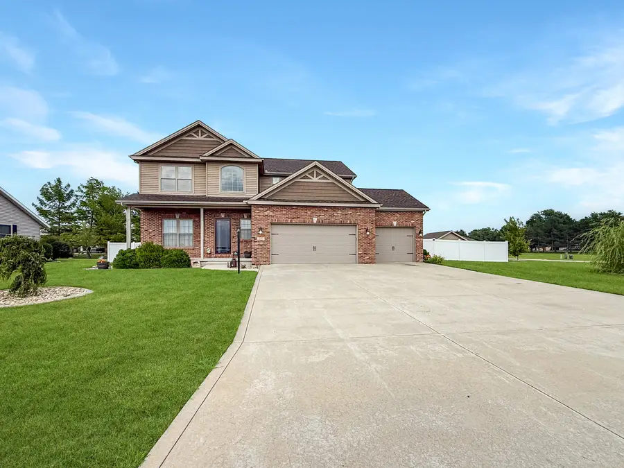 217 N Pointe Drive, Gifford, IL 61847 - #2