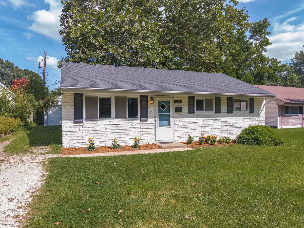916 N Fell Avenue, Normal, IL 61761 - #1