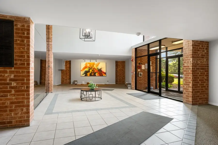 1515 Central Road #319C, Arlington Heights, IL 60005 - #3