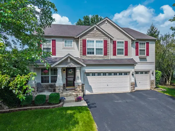 250 Sparrow Drive, Woodstock, IL 60098