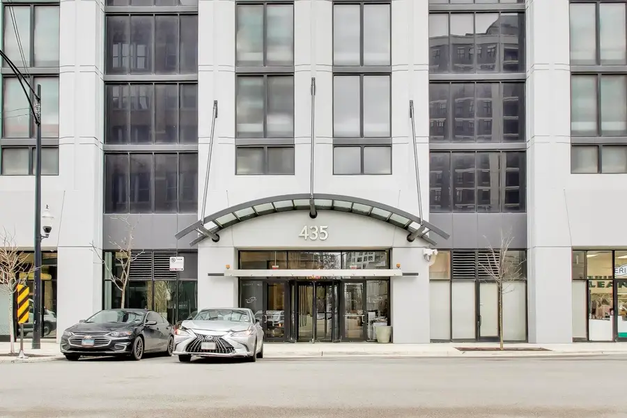 435 W Erie Street #701, Chicago, IL 60654 - #2