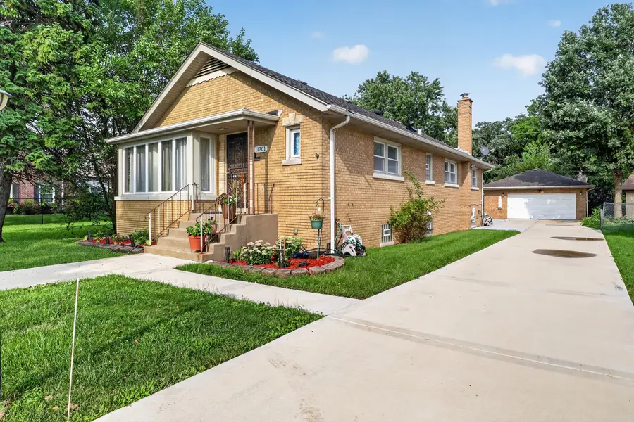 11701 S Bell Avenue, Chicago, IL 60643 - #3