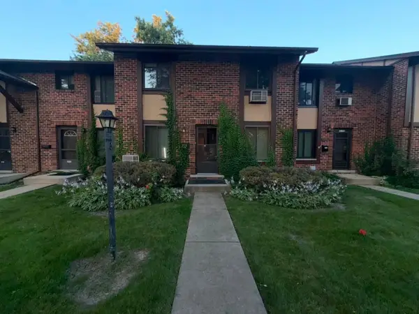 1S255 Dillon Lane, Villa Park, IL 60181