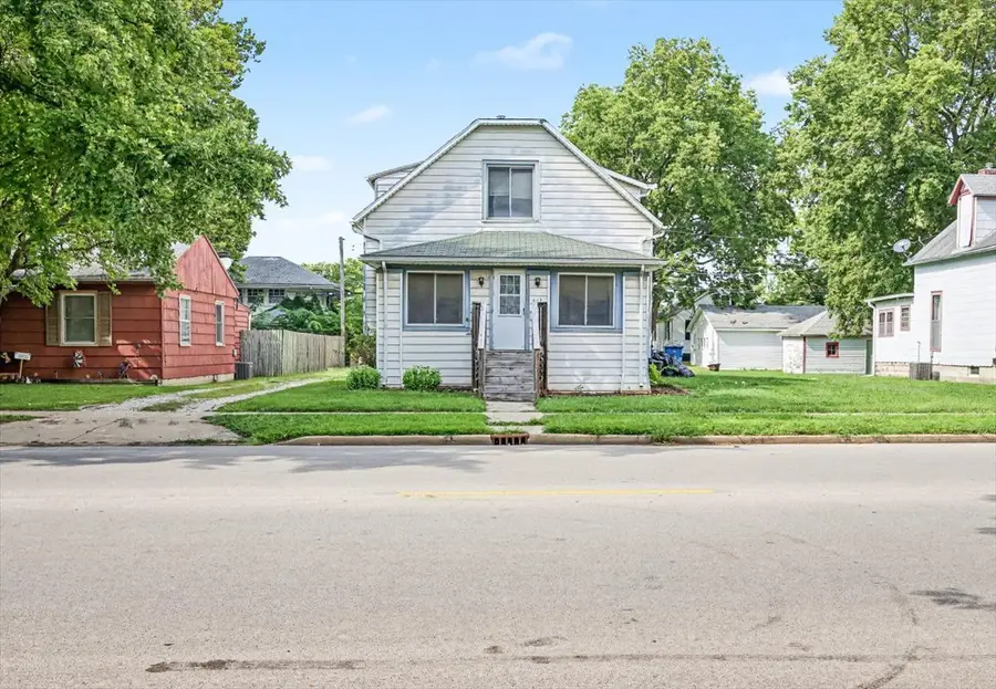 413 E Howard Street, Pontiac, IL 61764 - #2