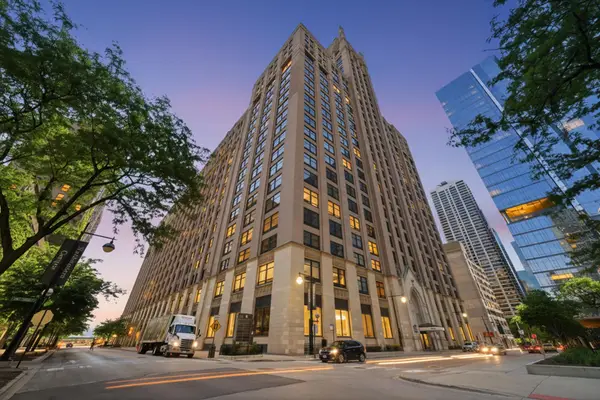 680 N Lake Shore Drive #822, Chicago, IL 60611