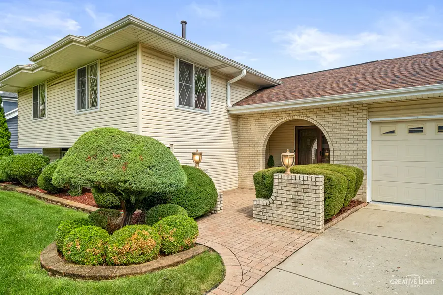 3149 Venard Road, Downers Grove, IL 60515 - #3