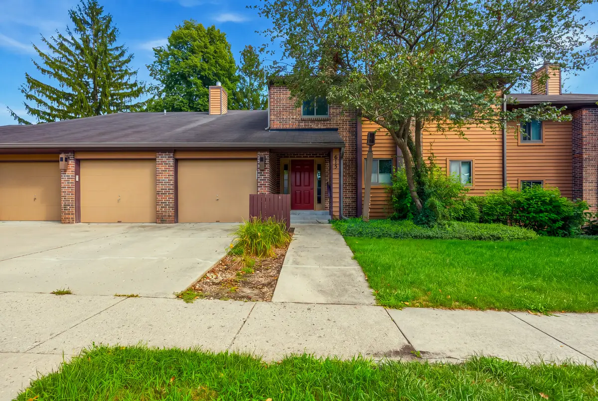 615 Waverly Drive #C, Elgin, IL 60120 - #1