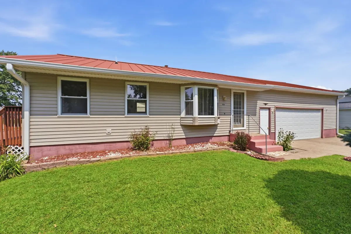 414 15th Place, Camanche, IA 52730 - #1