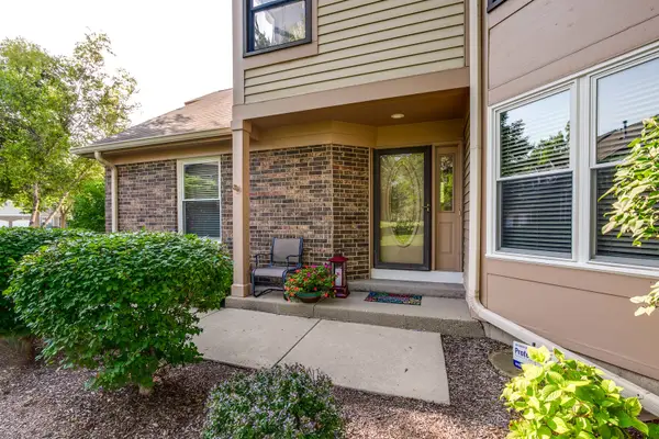 187 Willow Parkway, Buffalo Grove, IL 60089