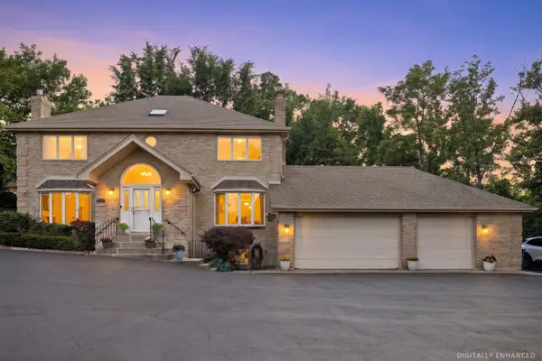 11131 Dineff Road, Lemont, IL 60439