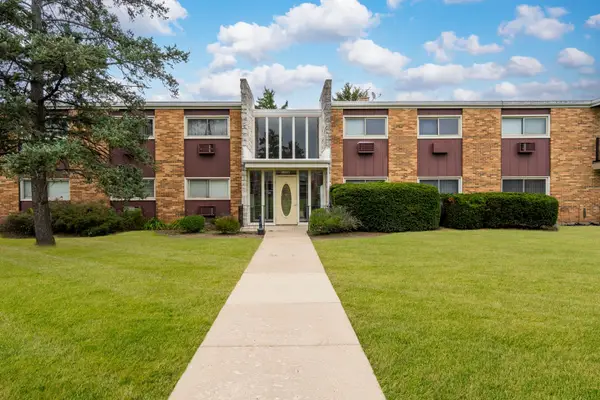 1320 Lore Lane #108, Lombard, IL 60148