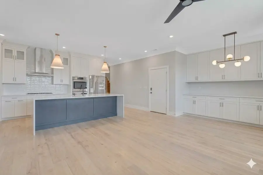 3014 W Montrose Avenue #3W, Chicago, IL 60618 - #3