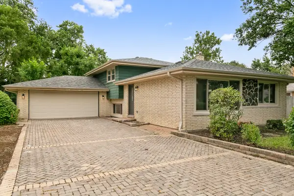 6833 W 127th Street, Palos Heights, IL 60463