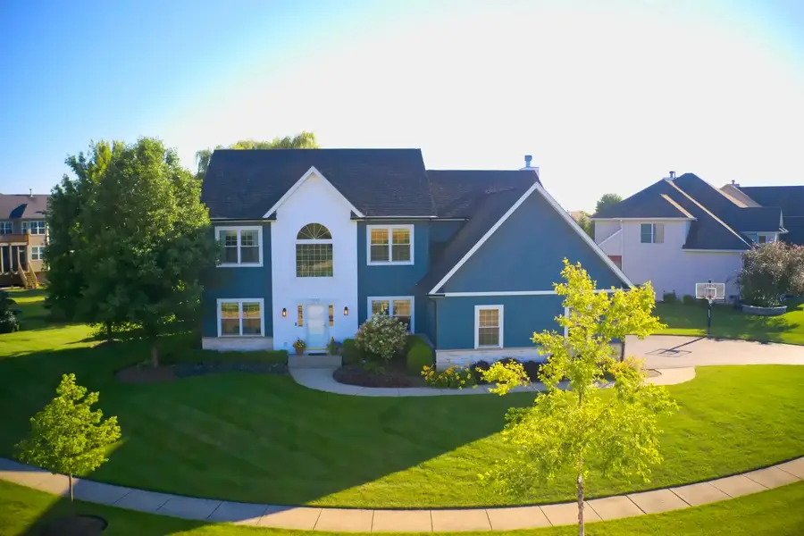 5243 Greenshire Circle, Lake In The Hills, IL 60156 - #2