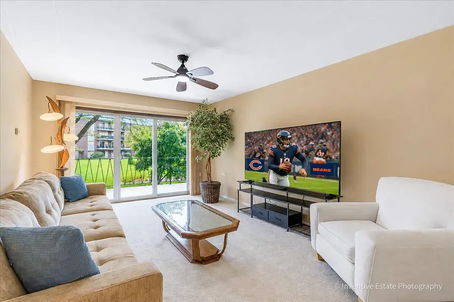 5300 Walnut Avenue #22B, Downers Grove, IL 60515 - #3