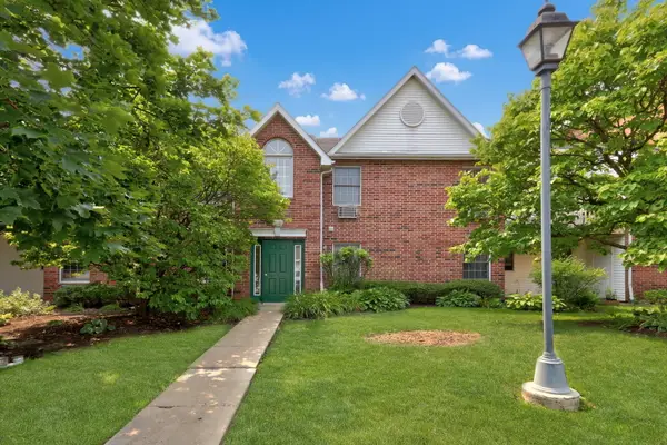 541 Leah Lane #2C, Woodstock, IL 60098