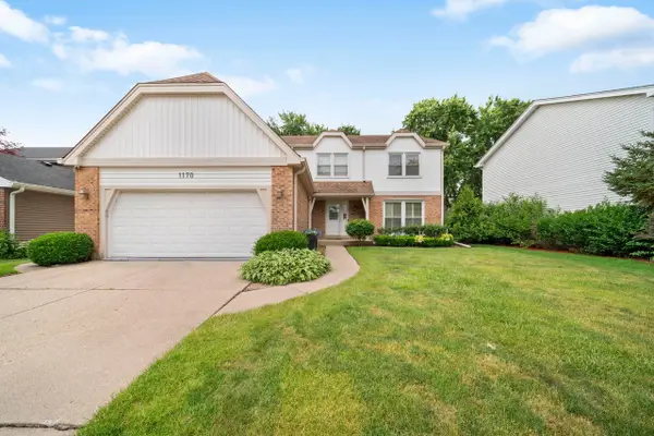 1170 Green Knolls Drive, Buffalo Grove, IL 60089