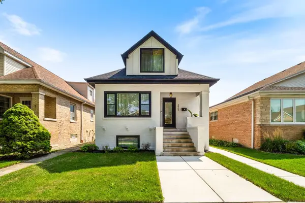 4909 N Merrimac Avenue, Chicago, IL 60630