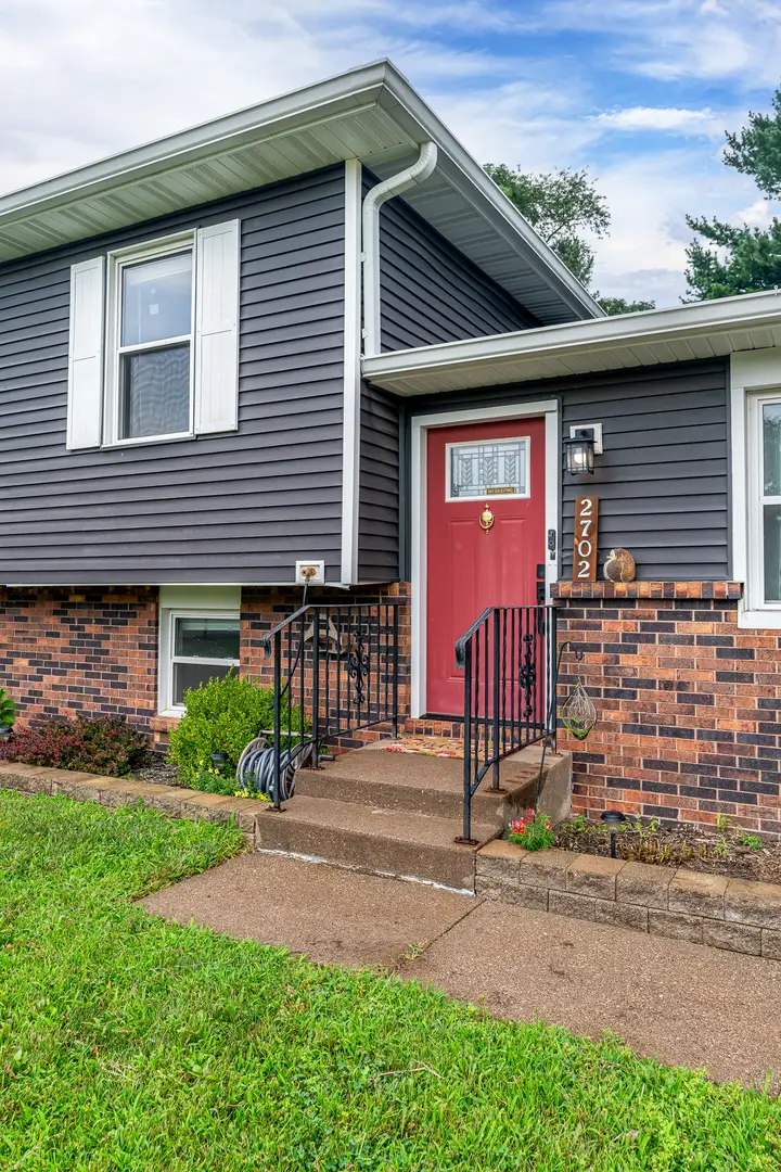 2702 W 46th Street, Davenport, IA 52806 - #2