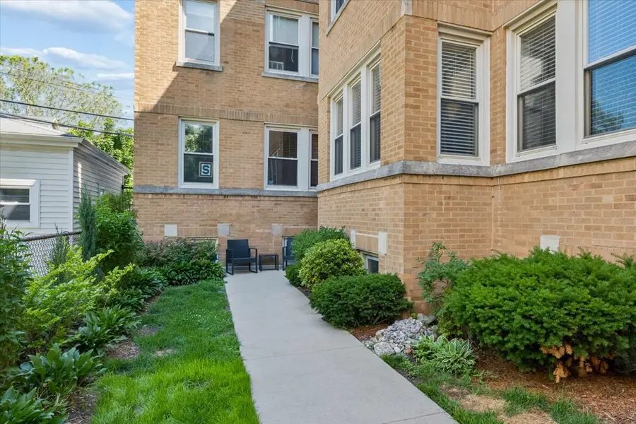 1930 W Addison Street #1S, Chicago, IL 60613 - #3